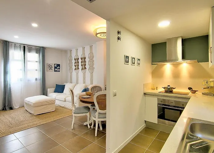 Apartment Illes 21